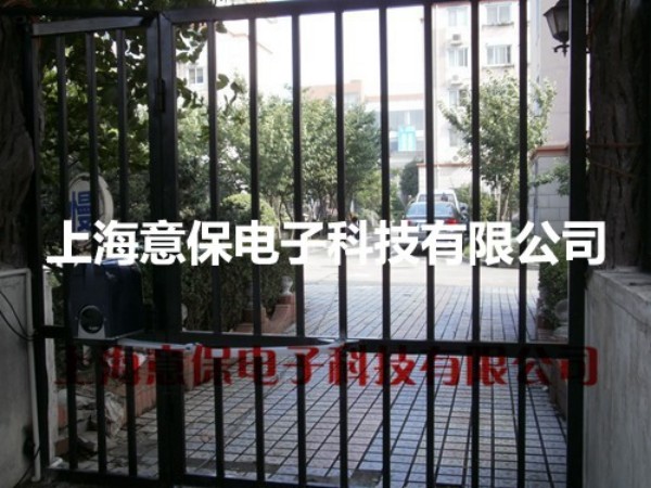 自动售货机怎么选？弹簧机与开门柜对比：维护成本、技术差异全解析